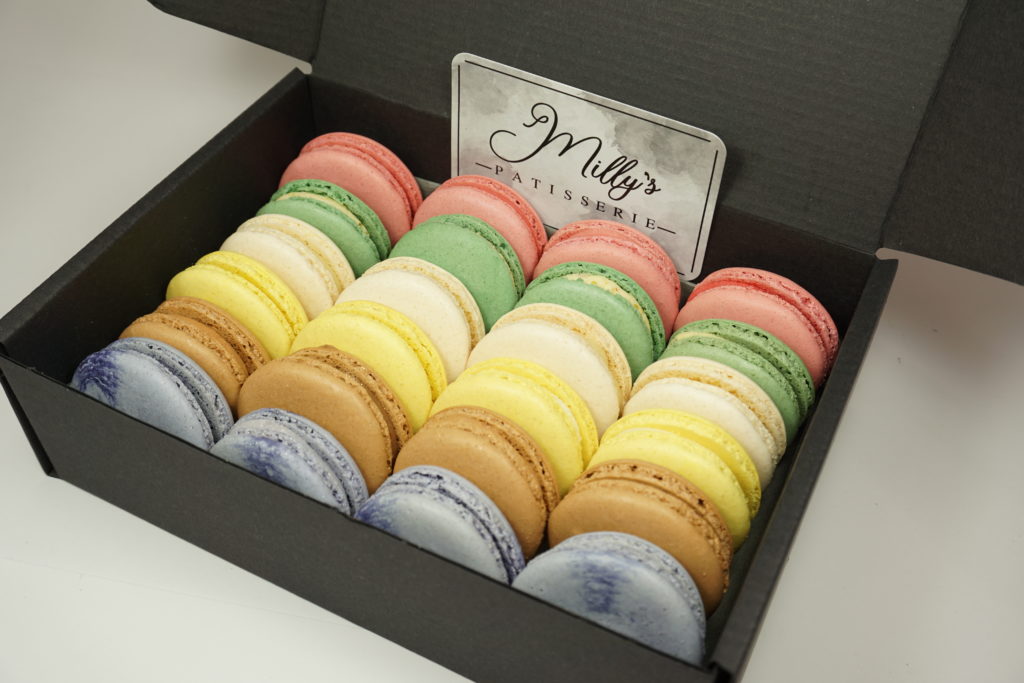 24 Standard Macarons Gift Box