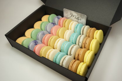 40 Standard Macarons Gift Box